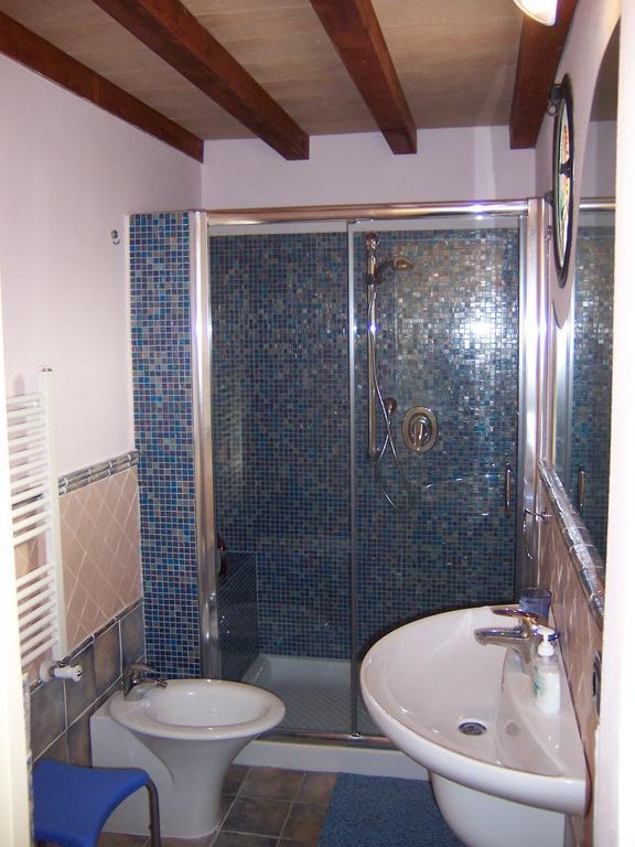 Caise Villa Castelnuovo Magra Room photo